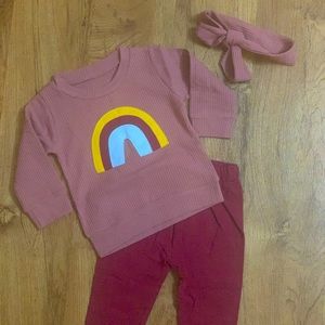 Baby girls boutique outfit. Rainbow.